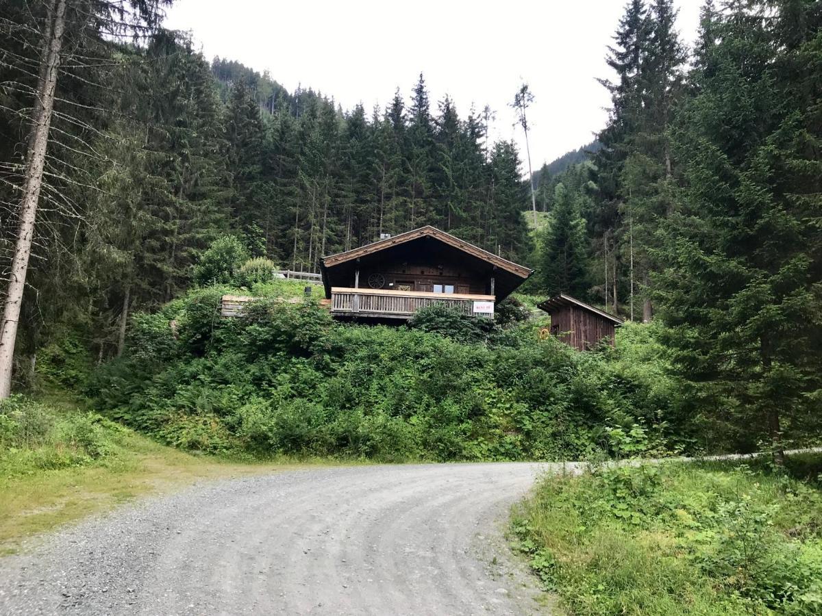 Wasserfallhuette Saalbach Exterior photo