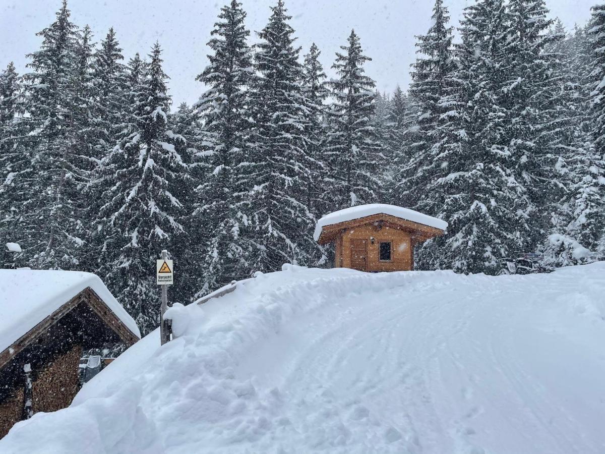 Wasserfallhuette Saalbach Exterior photo